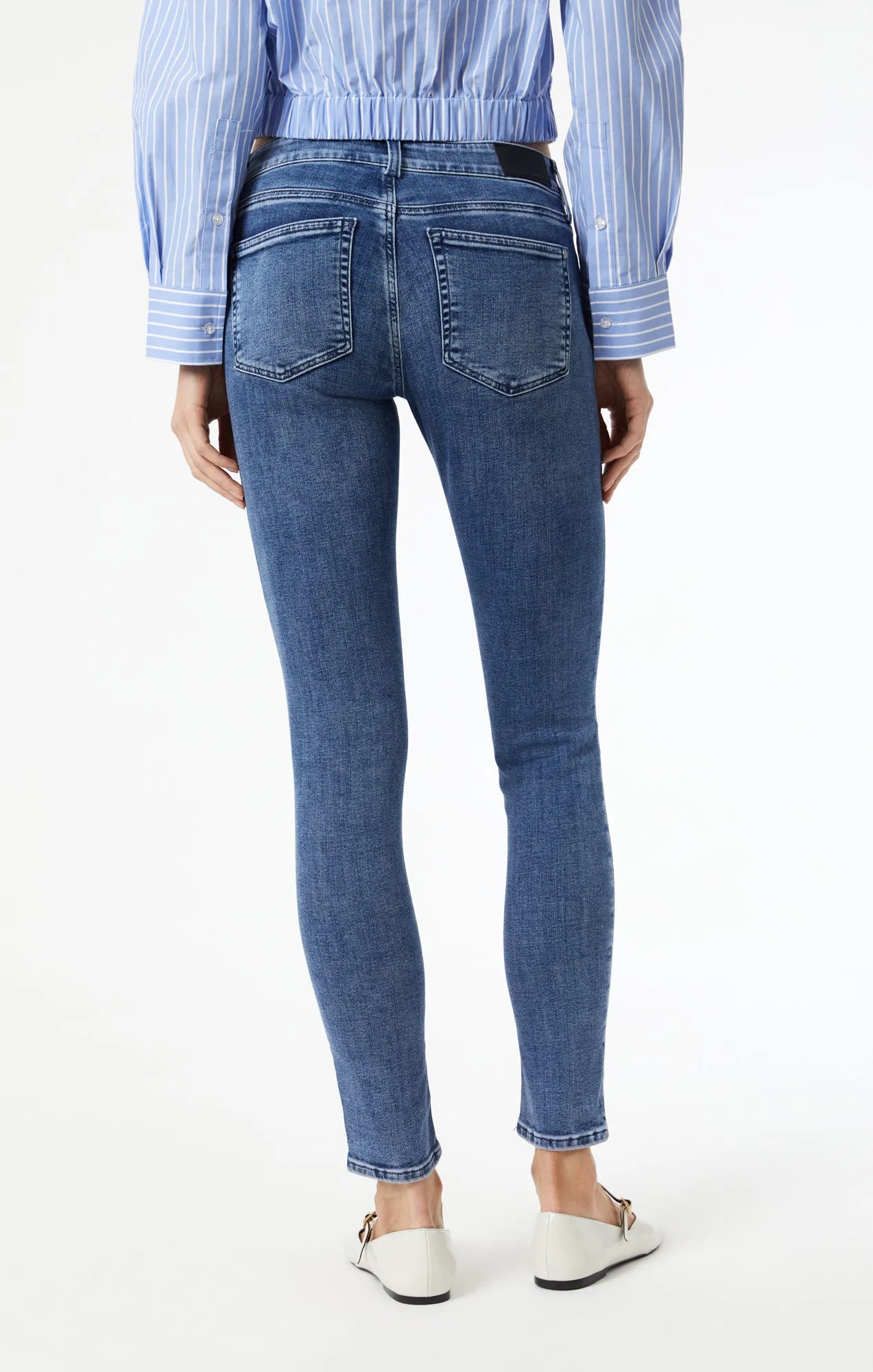 ALEXA SKINNY IN MID FEATHER BLUE