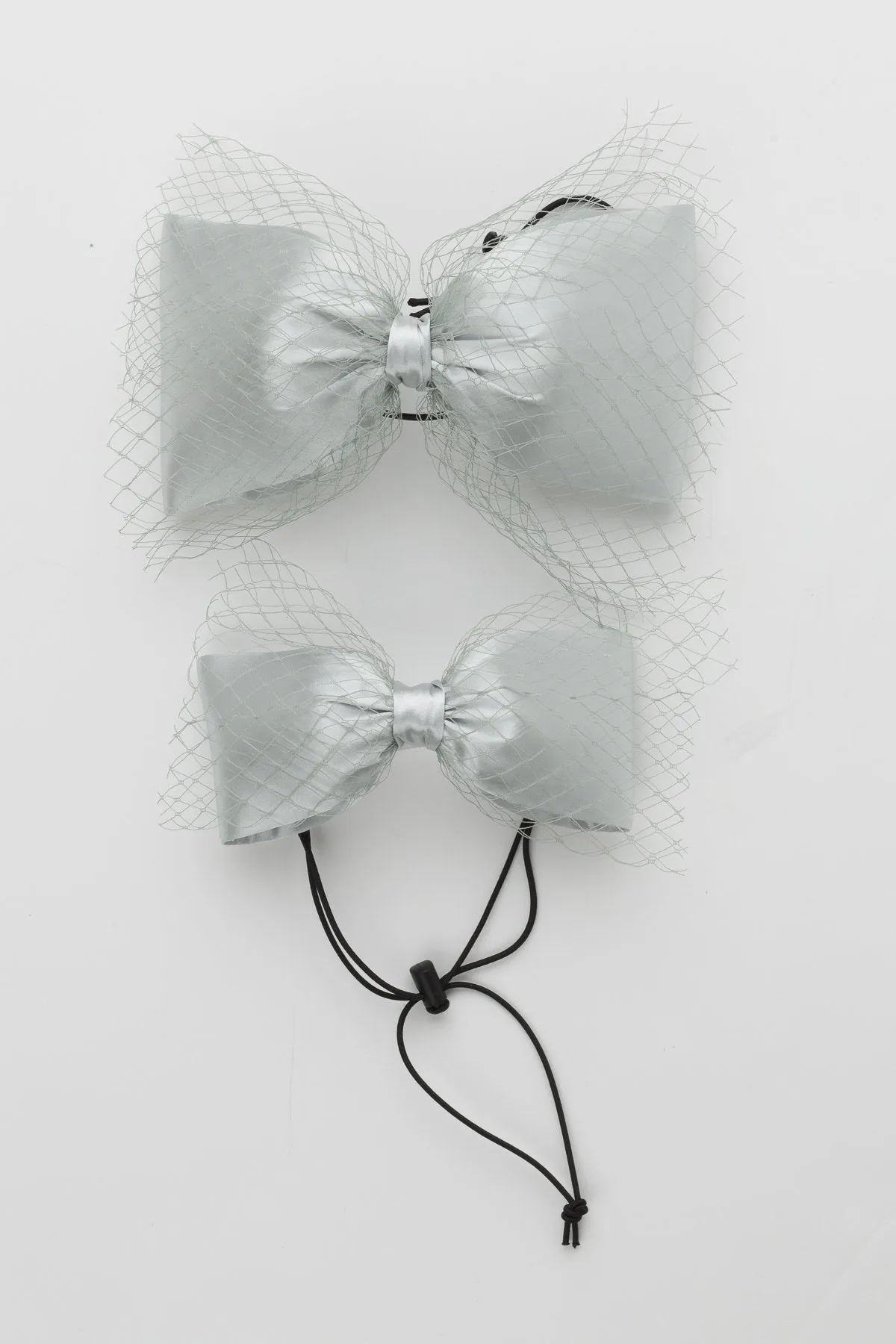 Avant Garde Bow Petit - Light Silver