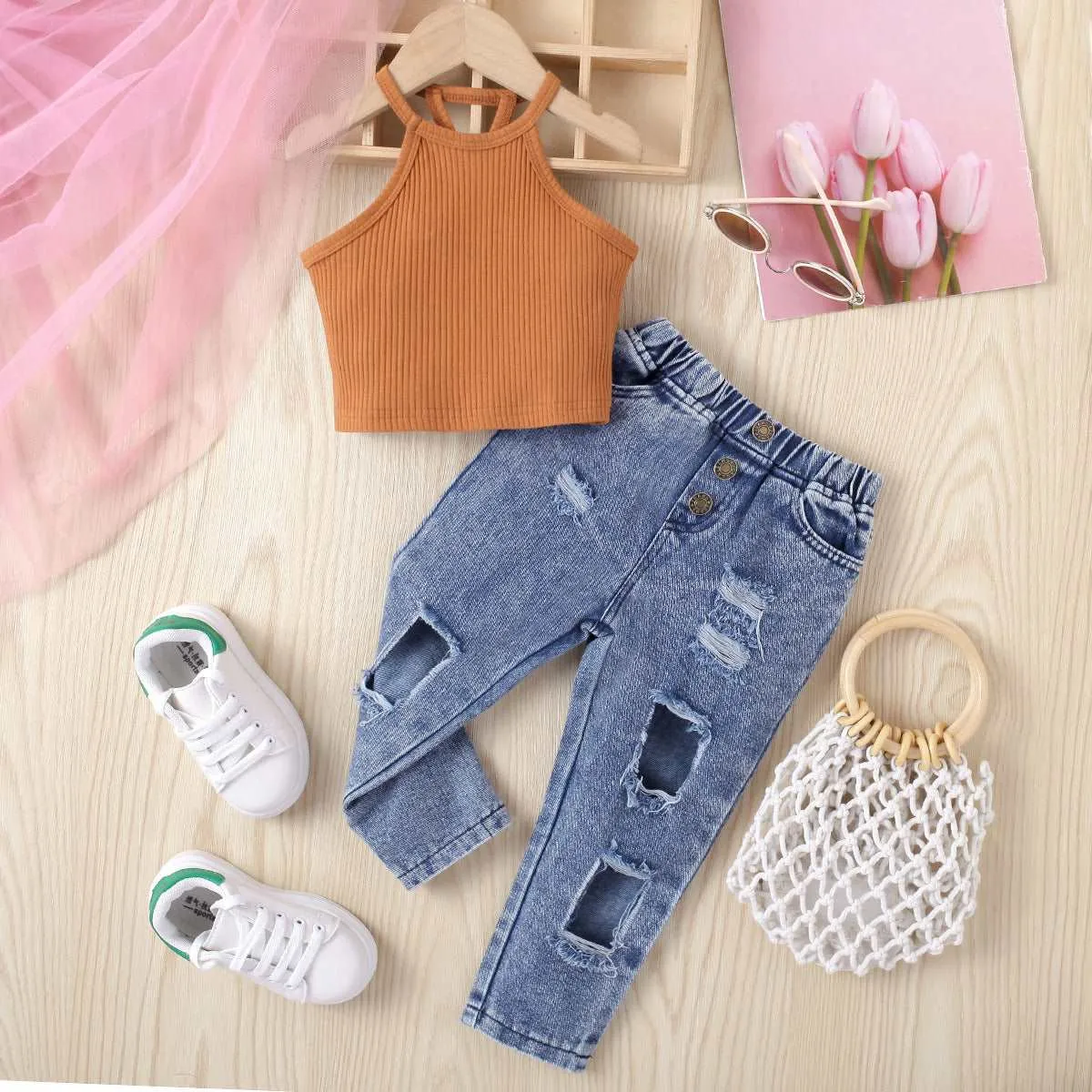 Baby Girl Solid Color Sleeveless Top and Denim Trousers Two-piece Outfit Set