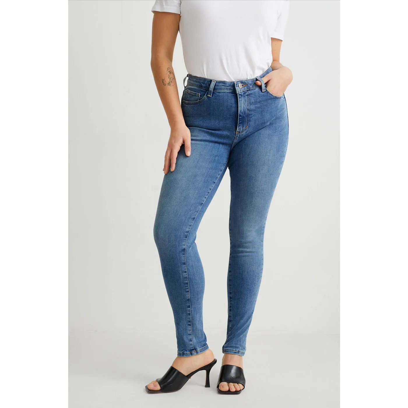 CA Curvy Blue Skinny Jeans