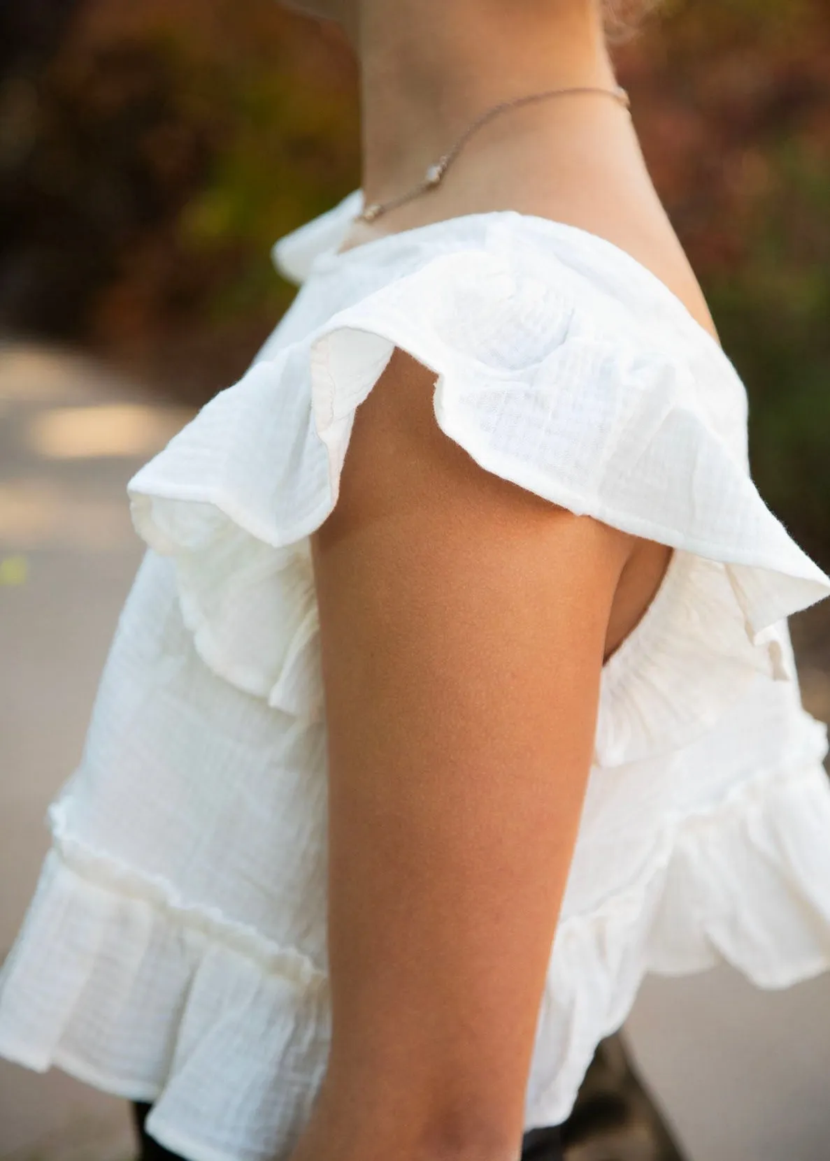 Demi Ruffle Short Sleeve- (WHITE & BLUE)