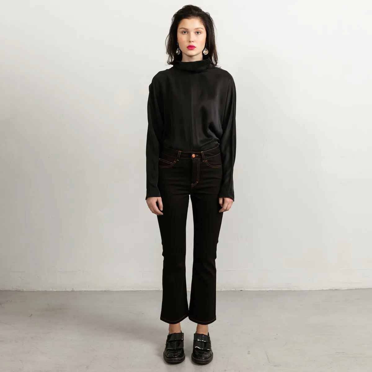 Flared Black Jeans With Tobacco Stitch Cropped