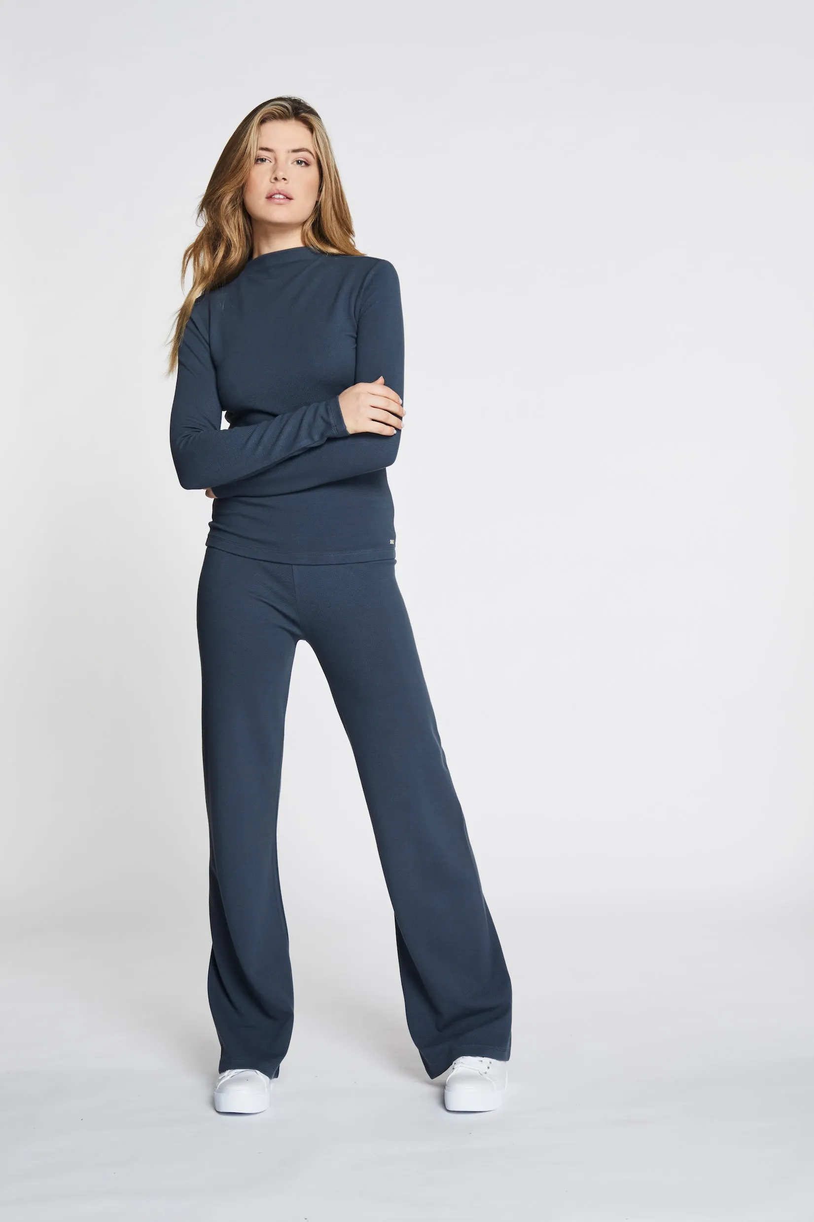 Forest soft structured flared pants - Midnight