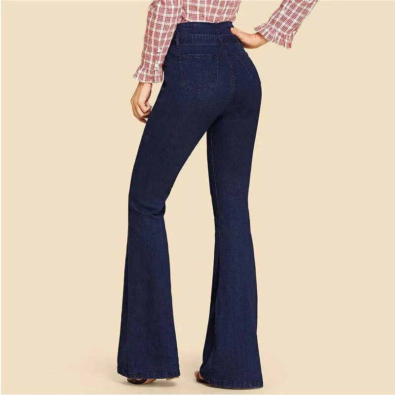 Jeans with a high waist and wide legs