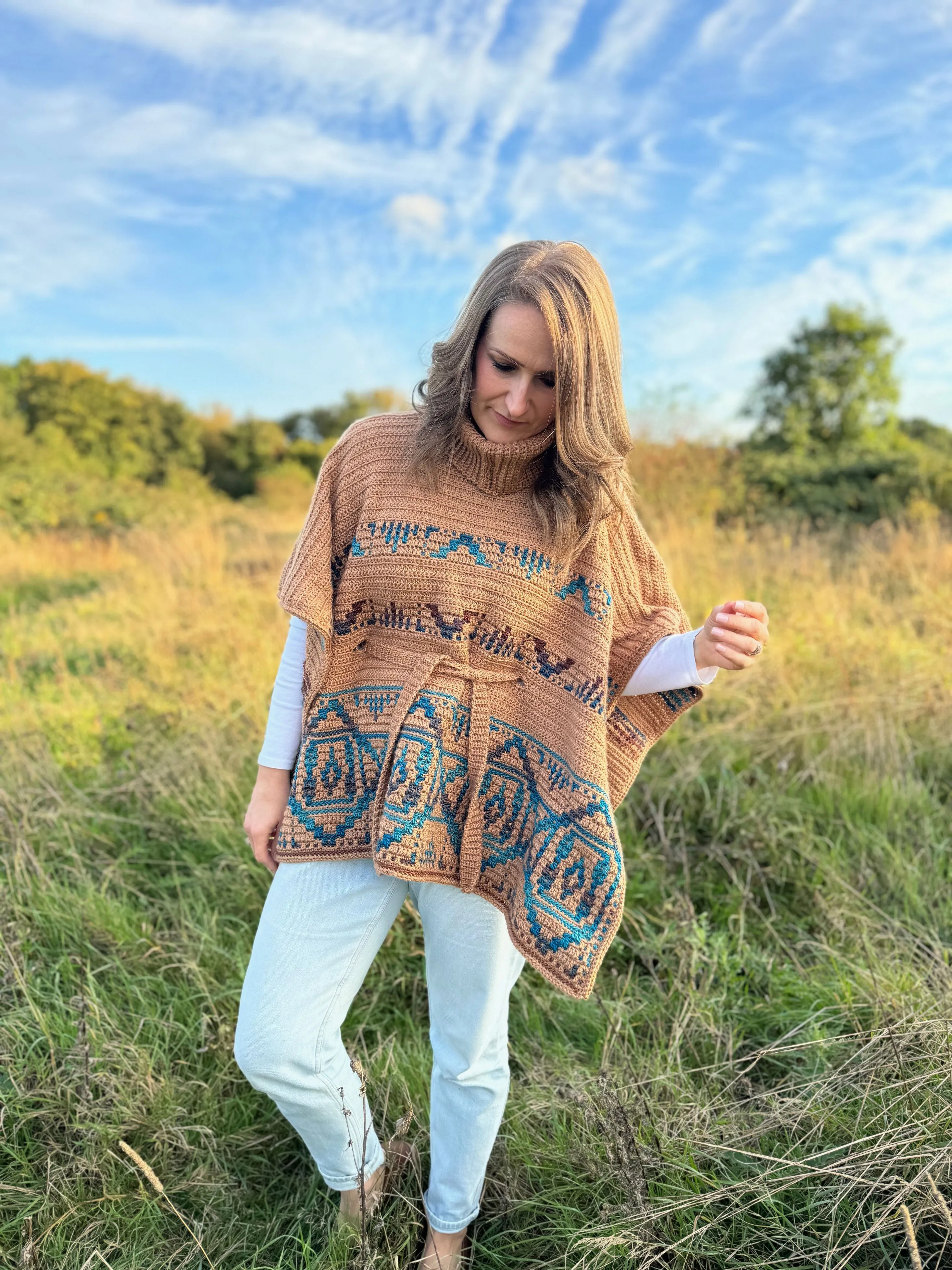 Labyrinth Poncho