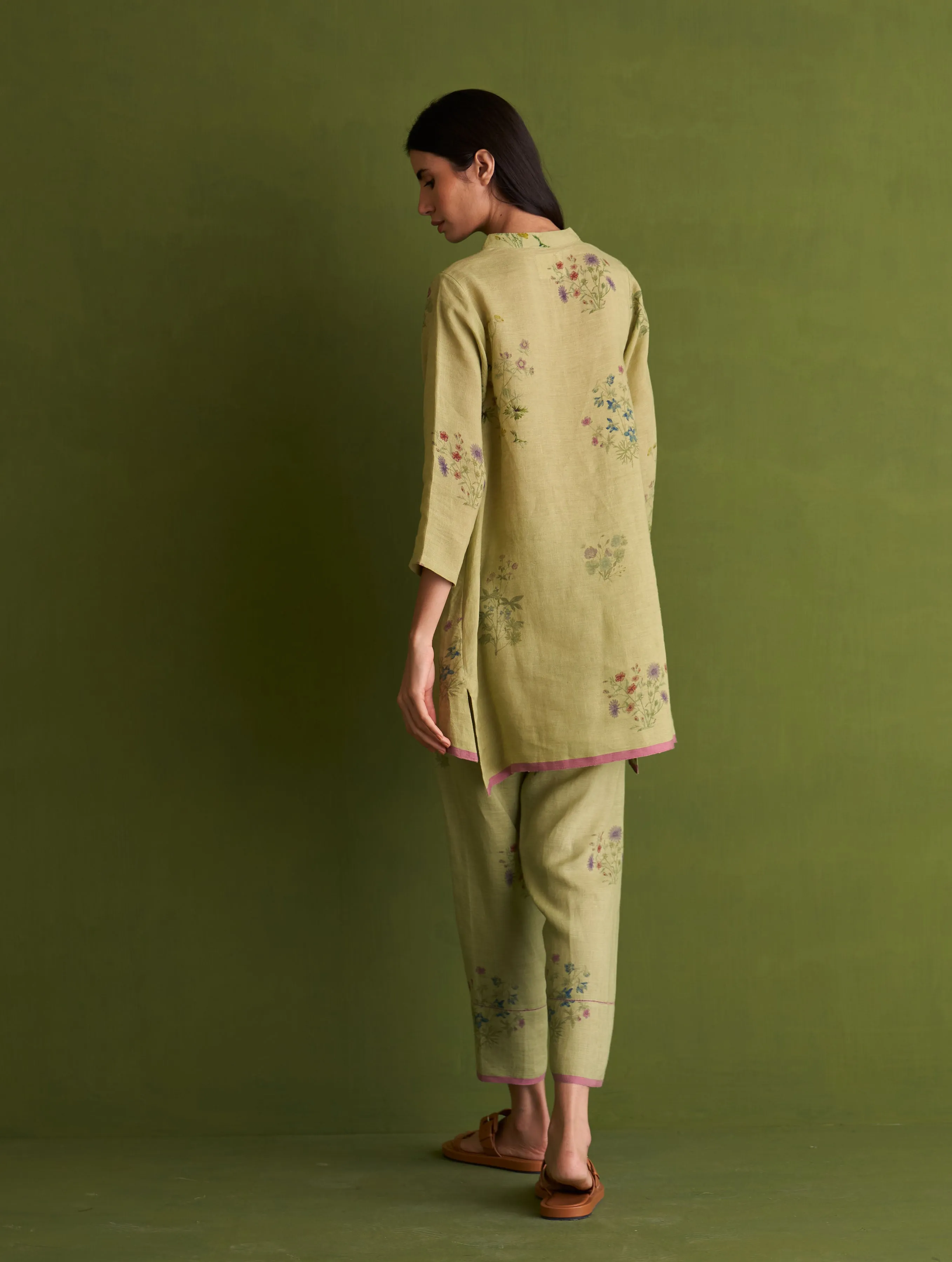 Maho Botanical Linen Kurta - Fern