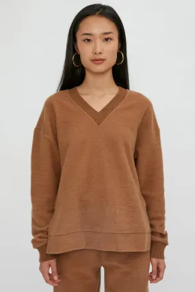 Mammola V-Neck Sweatshirt in Camel