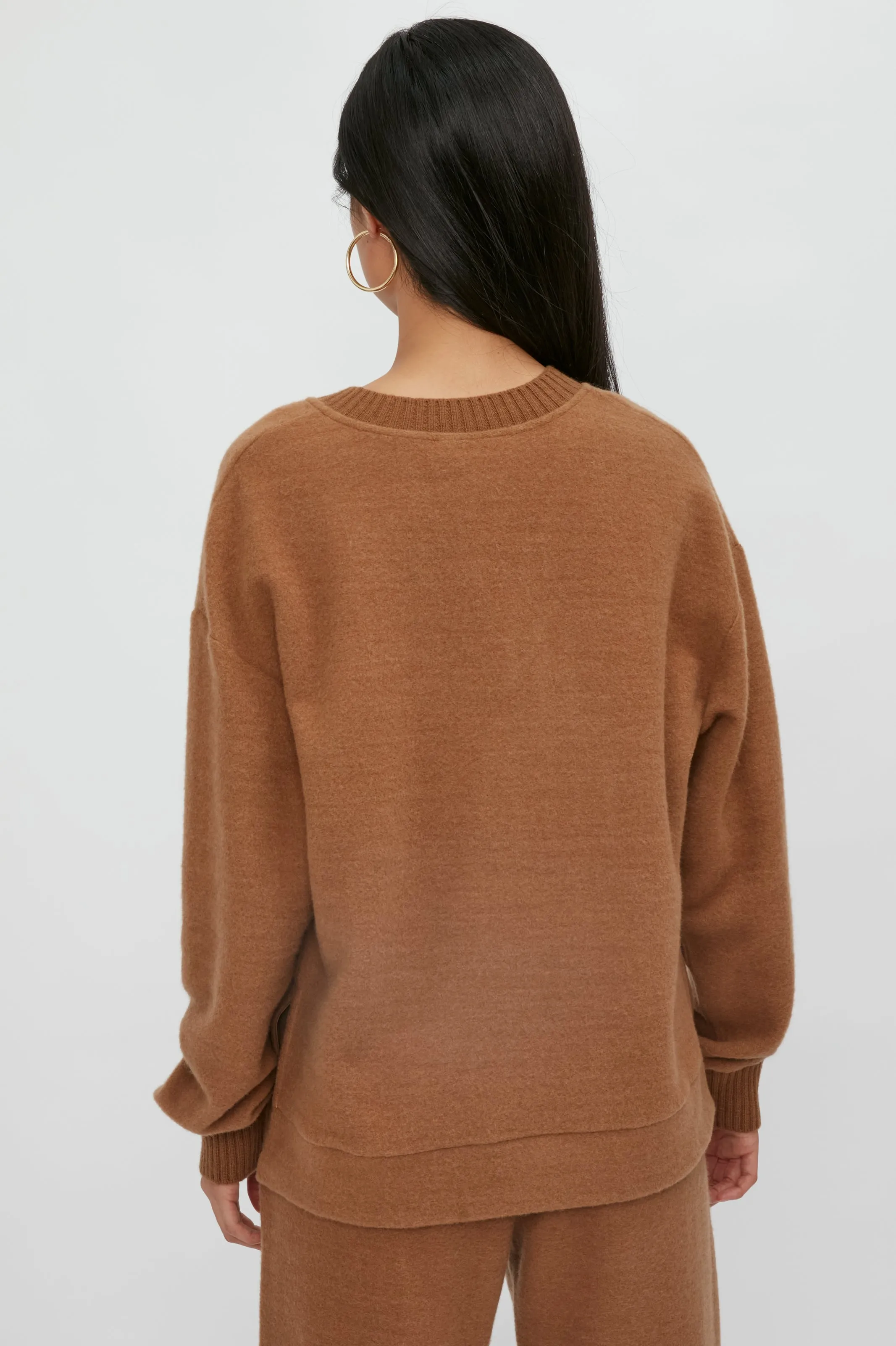 Mammola V-Neck Sweatshirt in Camel