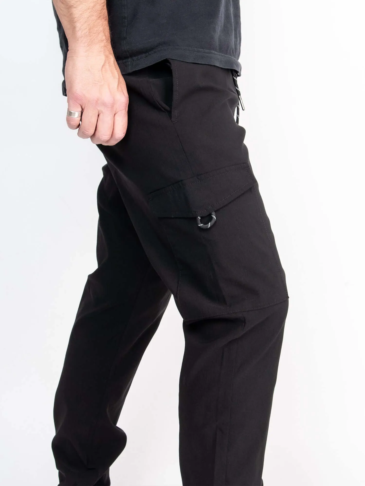 MEN'S TRECY PERFORMANCE TECH CARGO JOGGERS