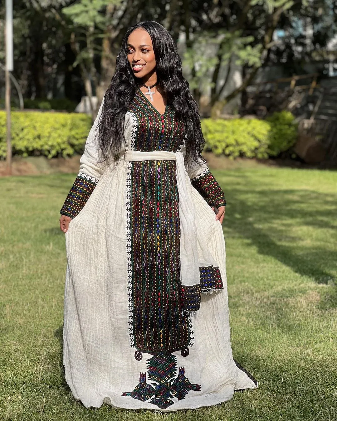 Royal Cultural Look with Traditional Ethiopian Dress: Exquisitely Embroidered Habesha Dress for Any Events Habesha Kemis