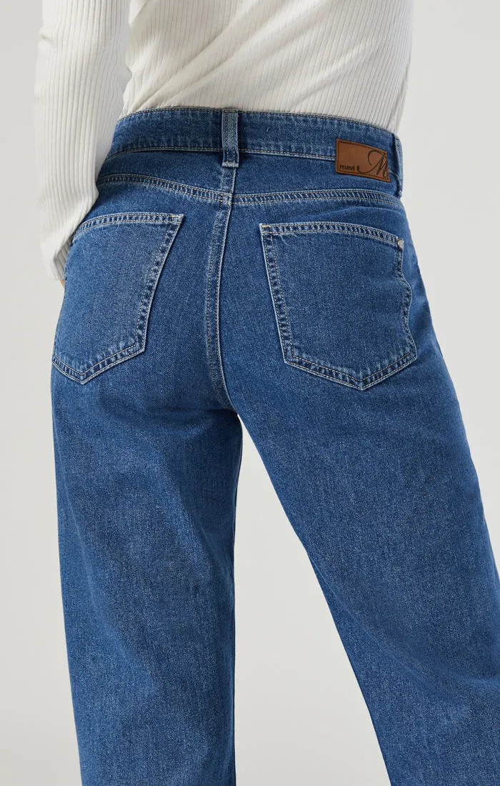 SHELIA FRONT POCKET STRAIGHT IN MID BLUE DENIM