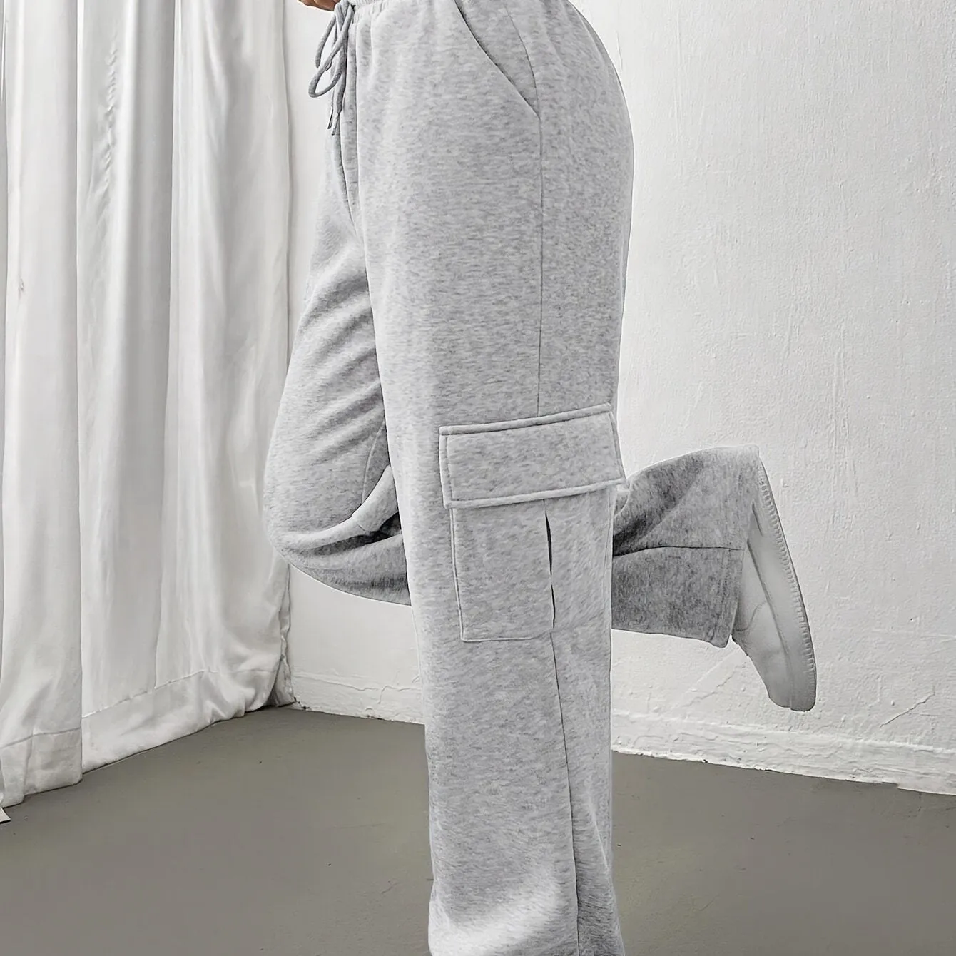 Women's Flap Pockets Straight Leg Sweatpants, Casual Slant Pockets Drawstring Elastic Waist Pants