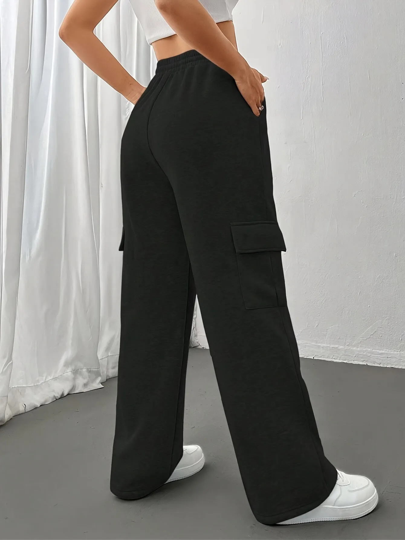 Women's Flap Pockets Straight Leg Sweatpants, Casual Slant Pockets Drawstring Elastic Waist Pants